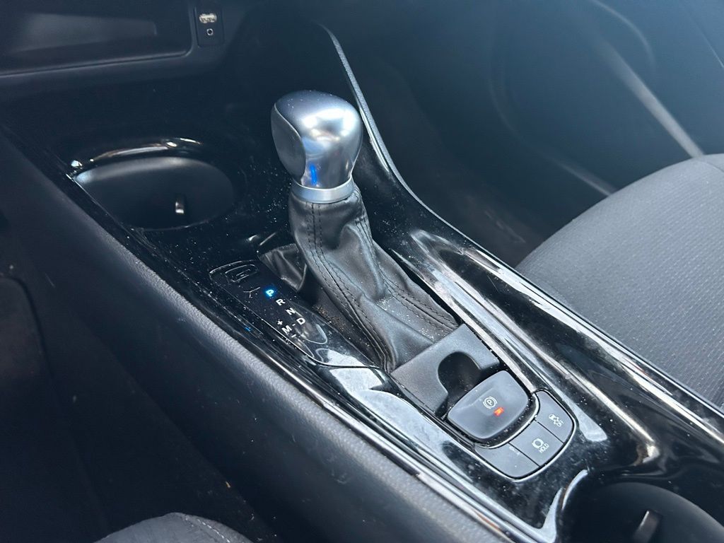 Thumbnail: 2019 Toyota C-HR - 28