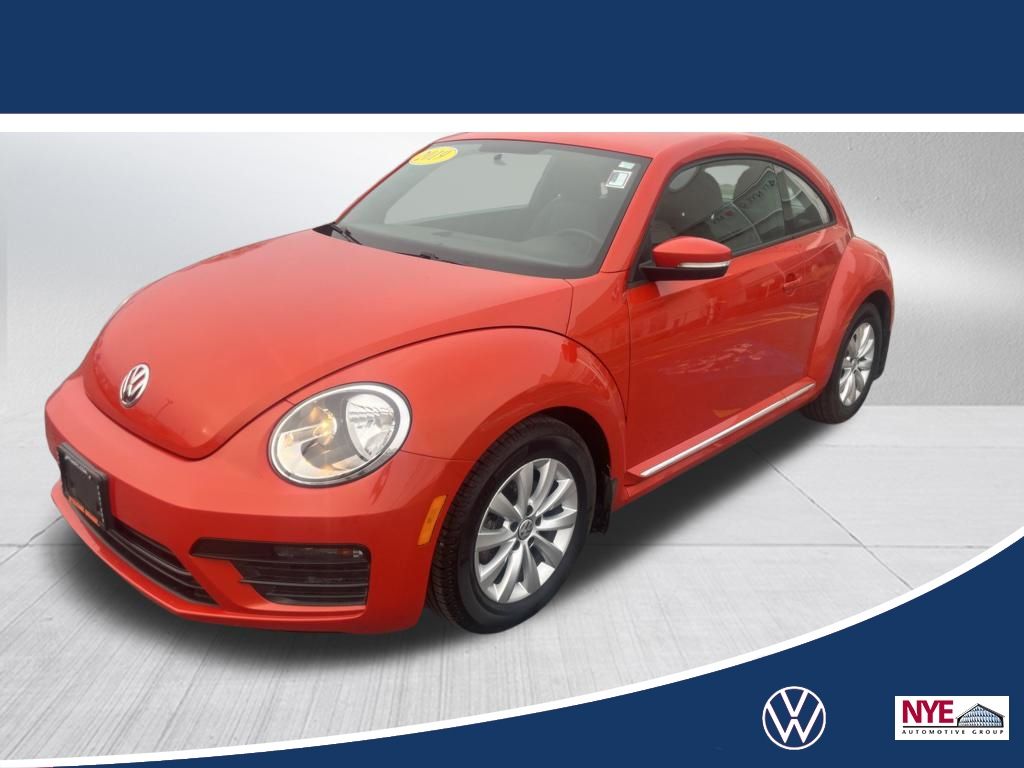 2019 Volkswagen Beetle 2.0T S Hatchback FWD