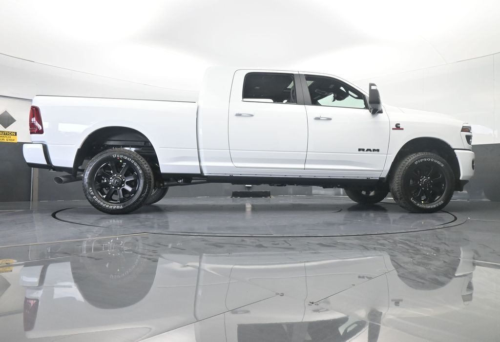 New 2026 Bright White Clearcoat Ram Laramie image 64