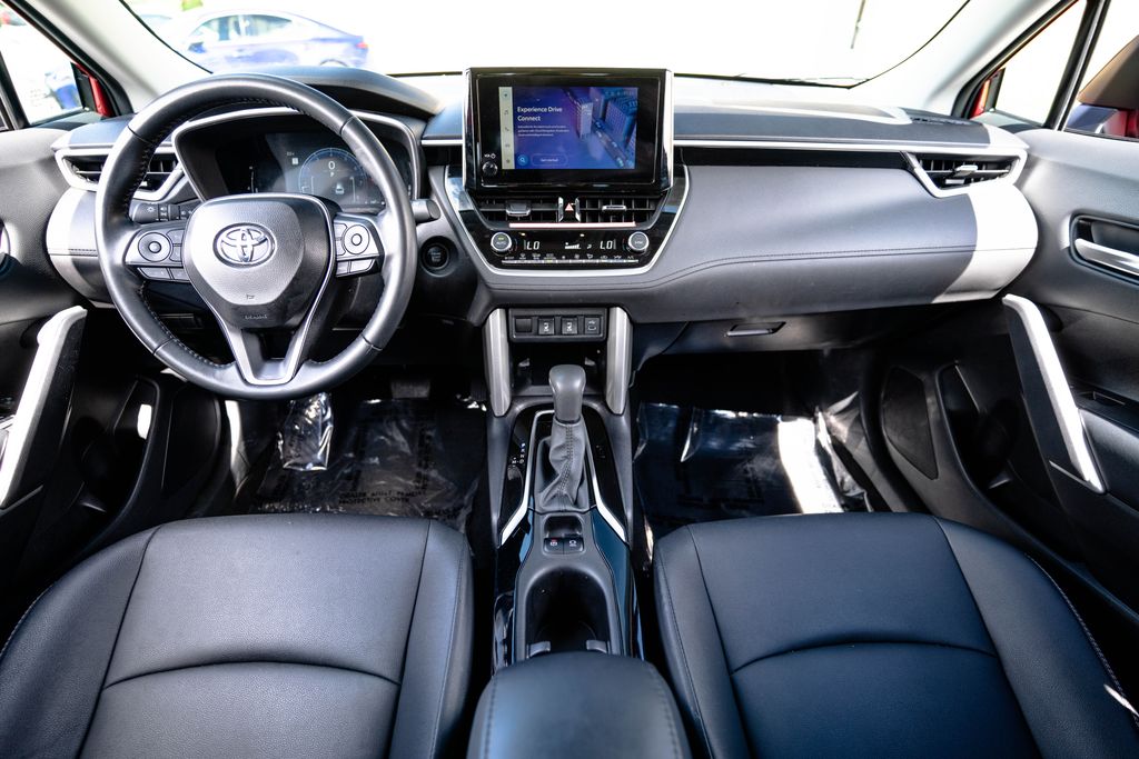 Used 2025 Toyota Corolla Cross SUV