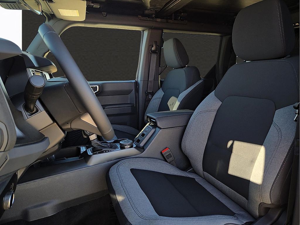 New 2025 Ford Bronco For Sale in Farmington, AR