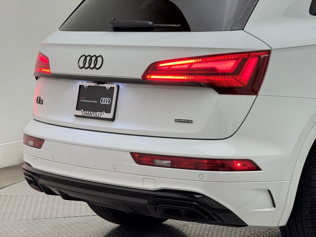 Thumbnail: 2025 Audi Q5 - 13