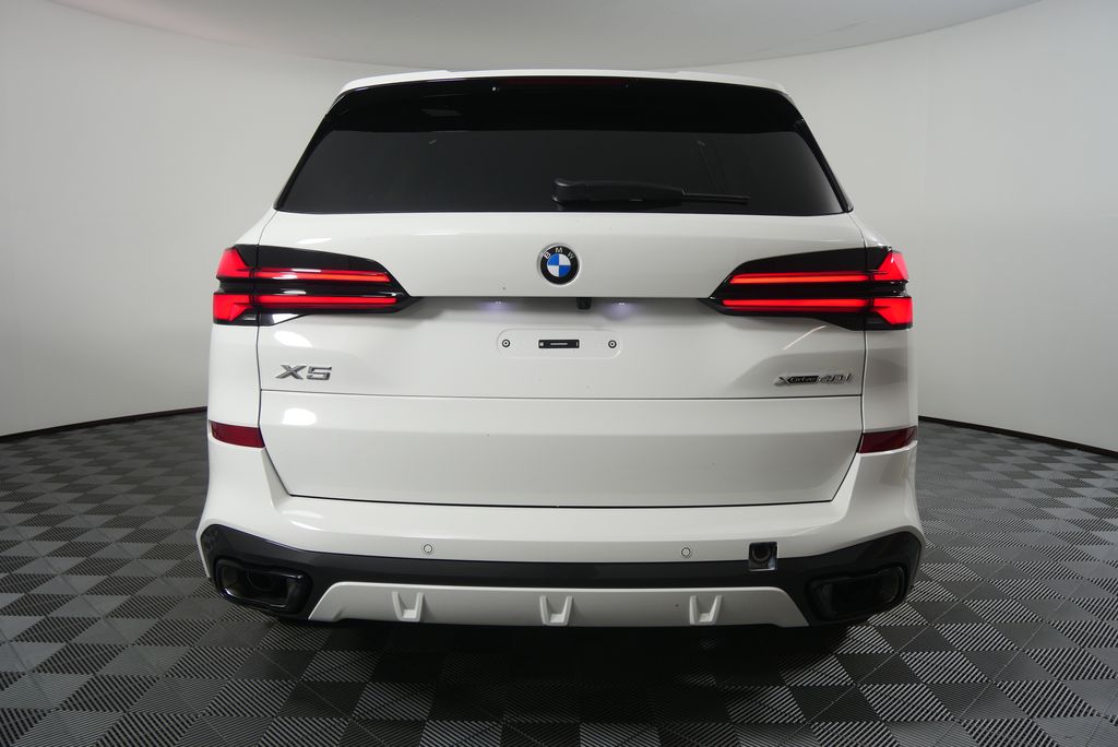 Thumbnail: 2026 BMW X5 - 4