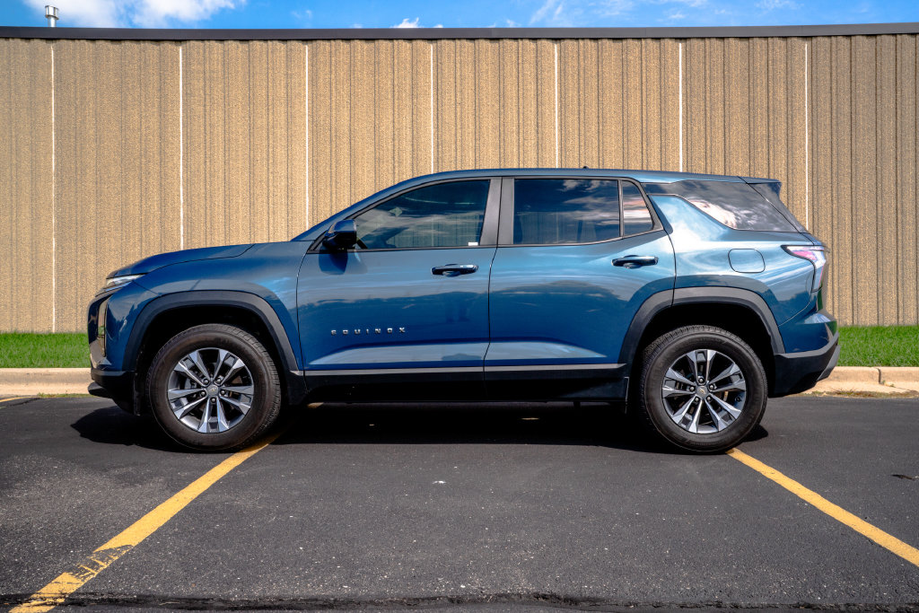Used 2025 Chevrolet Equinox SUV