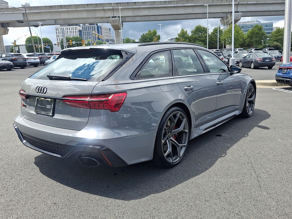 Thumbnail: 2026 Audi RS 6 - 4