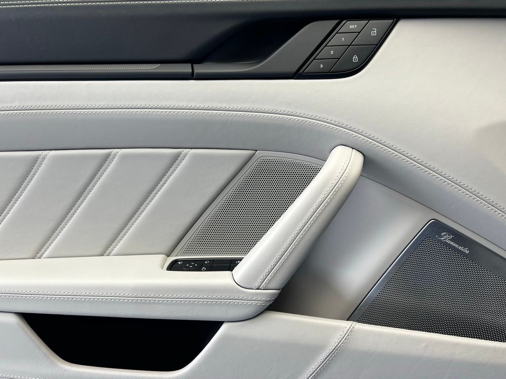 Thumbnail: 2023 Porsche 911 - 18