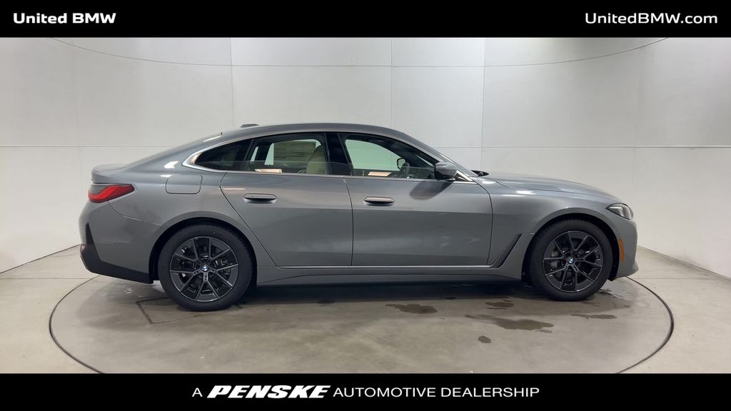 2025 BMW i4 eDrive40 9