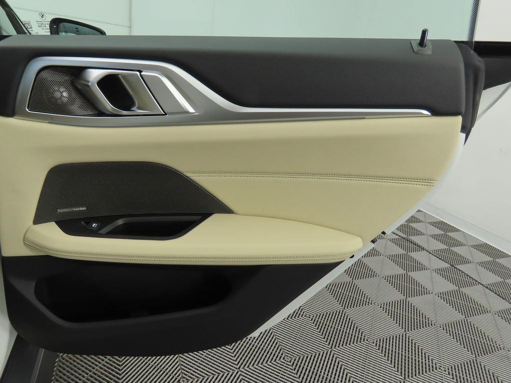 2025 BMW i4 eDrive40 27