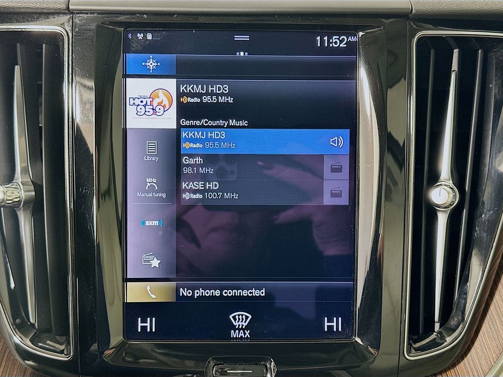 Thumbnail: 2021 Volvo XC60 - 14