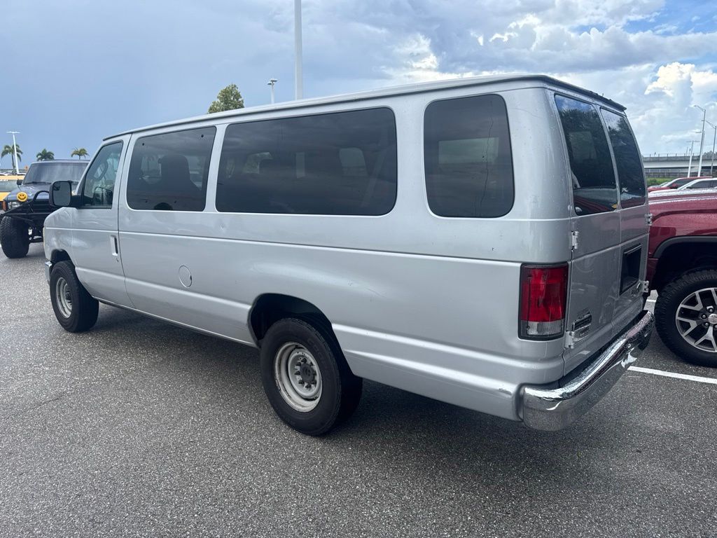 Thumbnail: 2012 Ford Econoline - 3