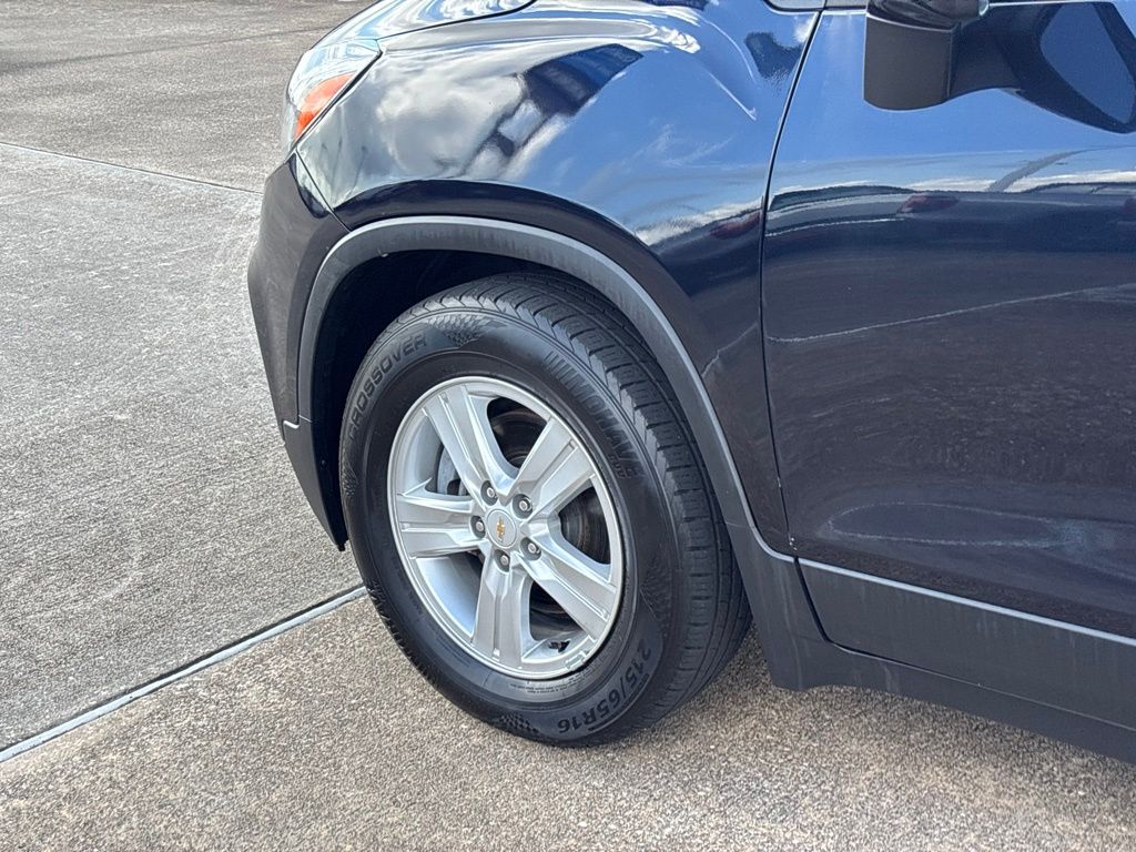 2021 Chevrolet Trax LT Blue at Classic Elite Chevrolet Hwy 6