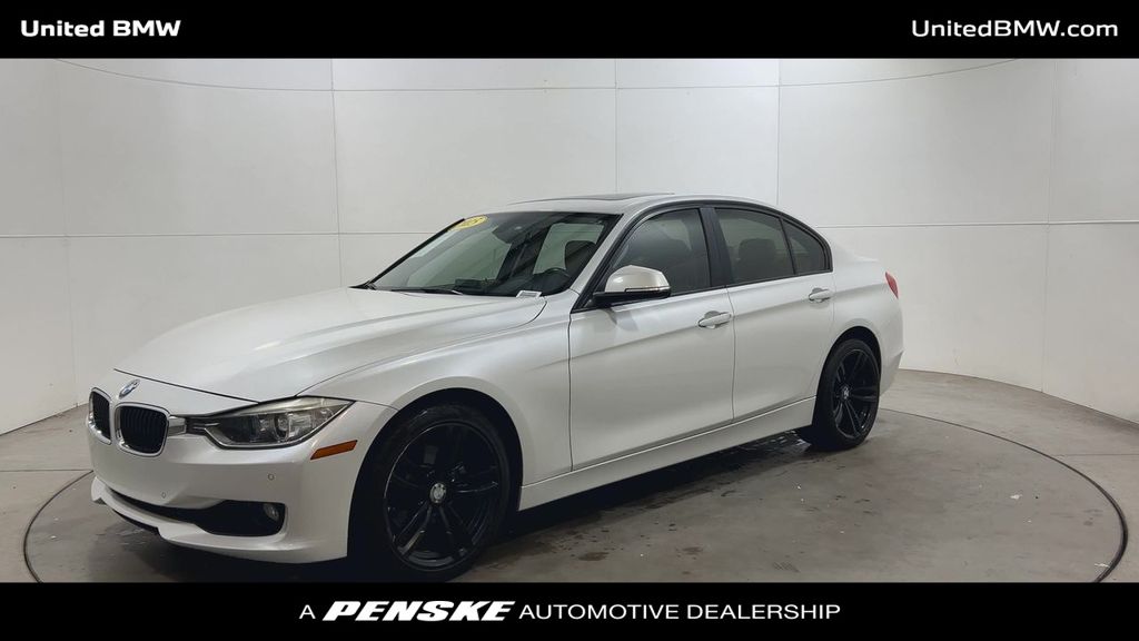 Thumbnail: 2015 BMW 3 Series - 4