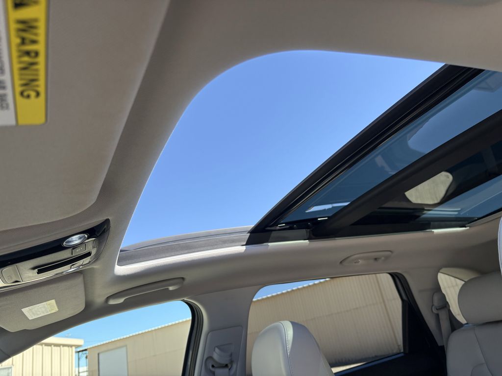 Used 2022 Wolf Gray Kia X-Line EX image 20