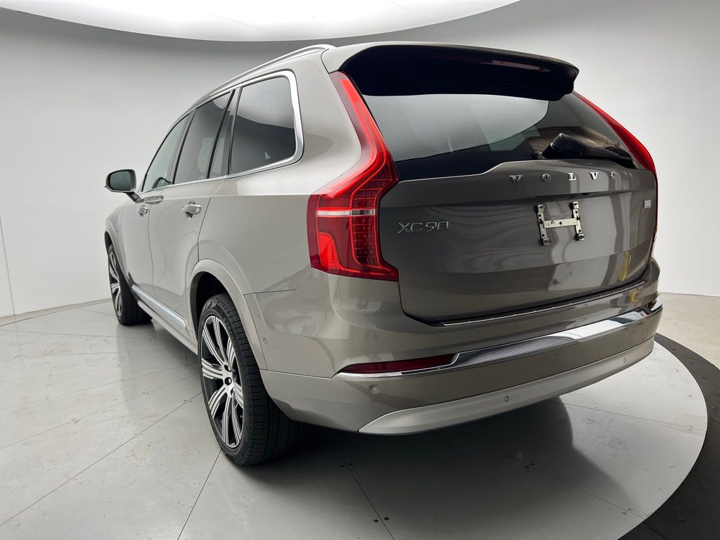 Thumbnail: 2022 Volvo XC90 - 4