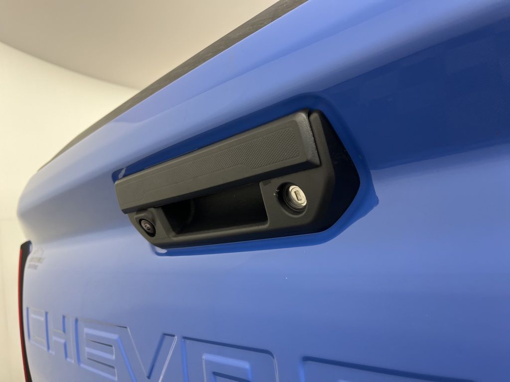 Thumbnail: 2026 Chevrolet Colorado - 17