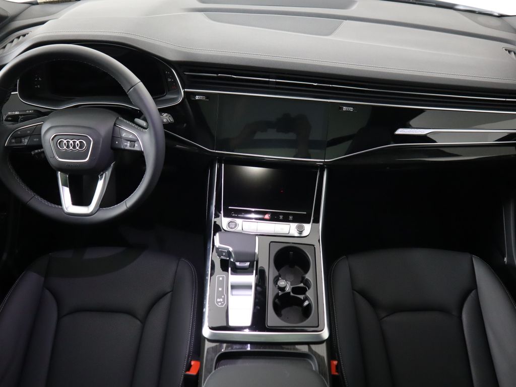 Thumbnail: 2026 Audi Q7 - 15