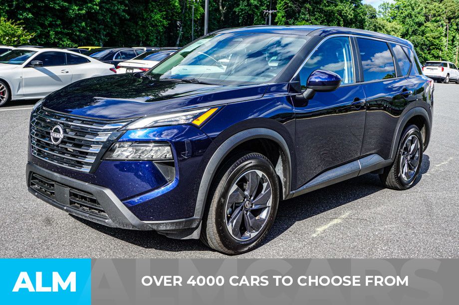 Used 2025 Blue Nissan SV image 3