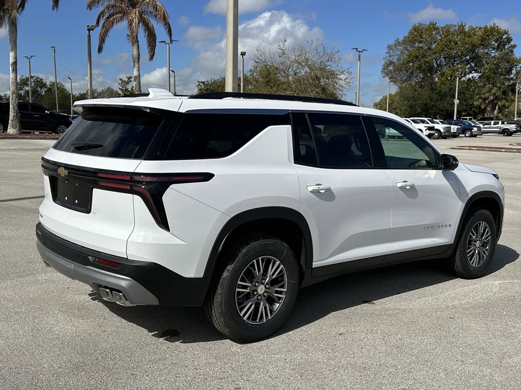 new 2026 Chevrolet Traverse car, priced at $38,595