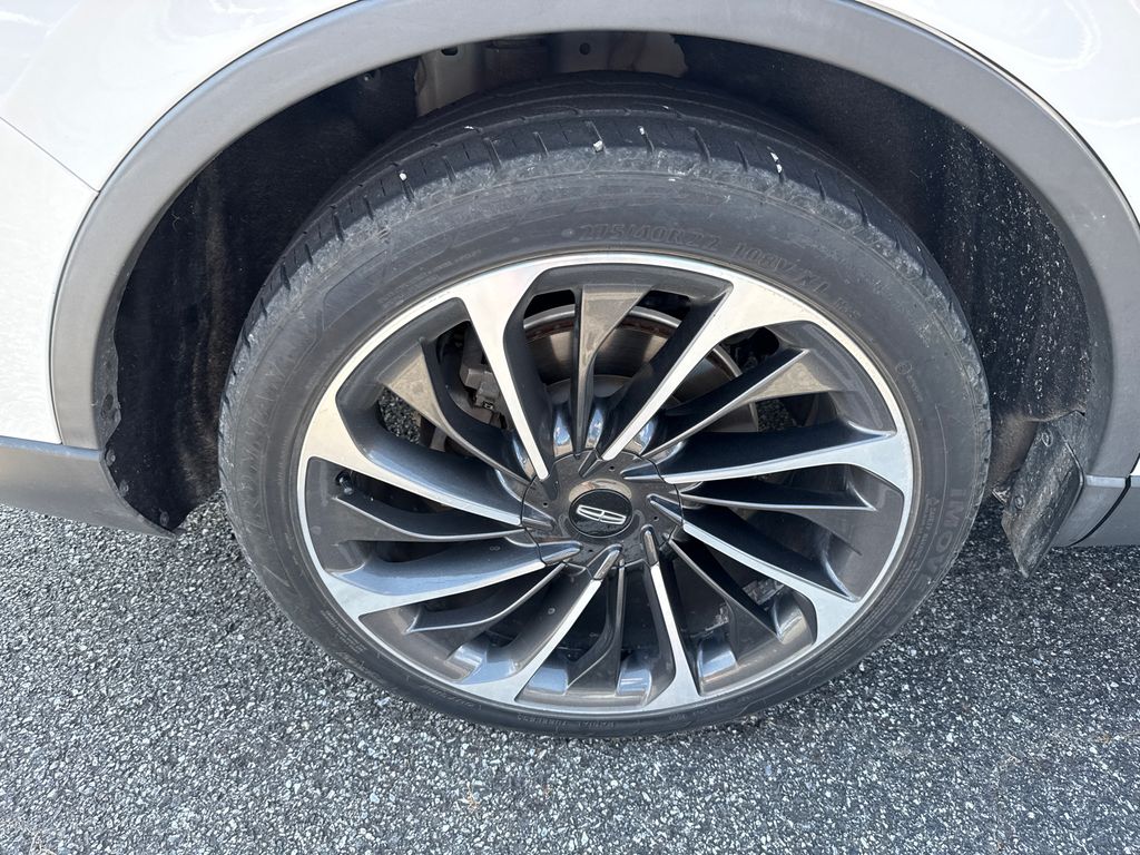 2020 White Lincoln Aviator Reserve AWD SUV