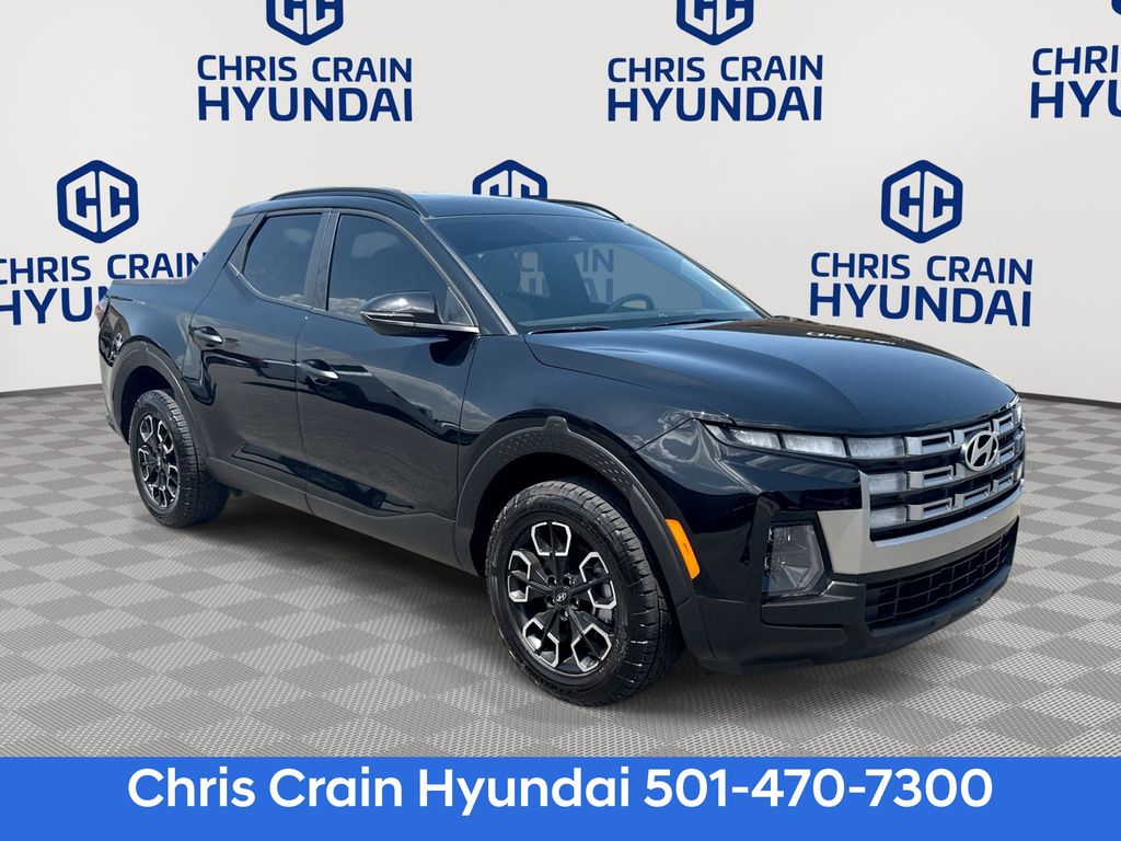 Phantom Black 2025 Hyundai Santa Cruz Pickup Truck Front-Wheel Drive 8-Speed Automatic