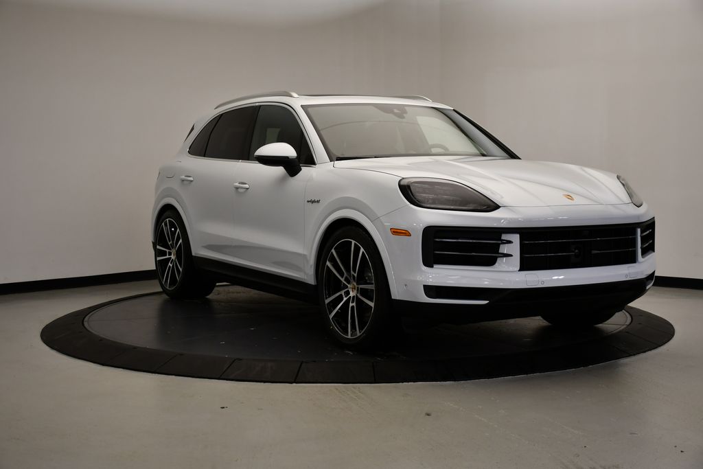 Thumbnail: 2026 Porsche Cayenne - 9