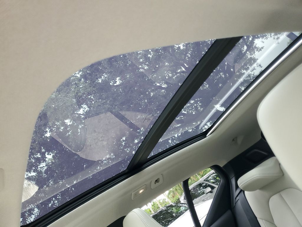 used 2024 Volvo XC40 car, priced at $33,470