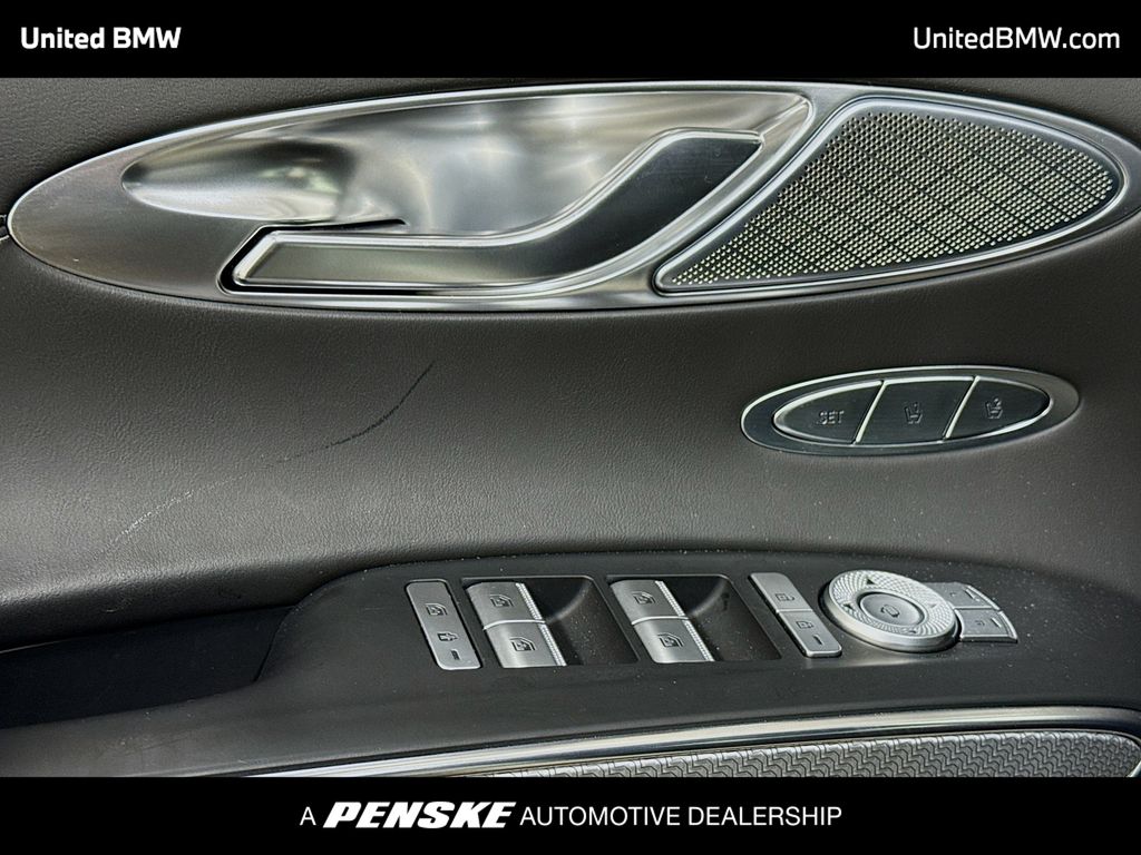 Thumbnail: 2023 Genesis GV70 - 3