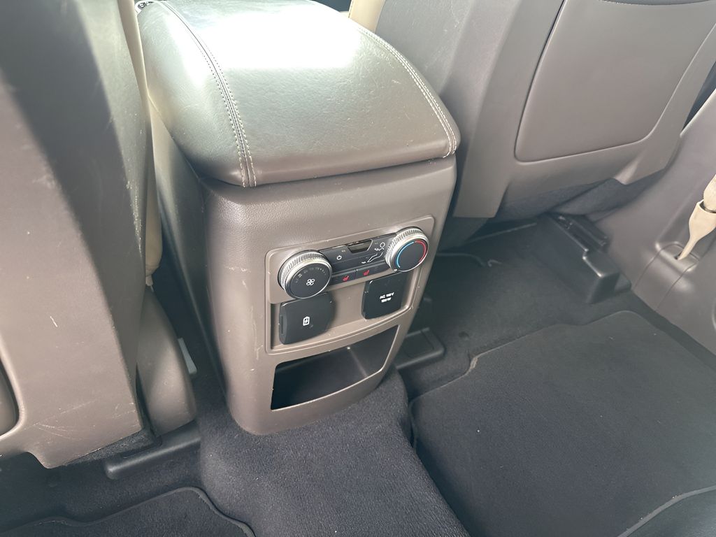 Used Car 2020 Ford Explorer  Platinum For Sale Under $25,000 In Austin, Texas