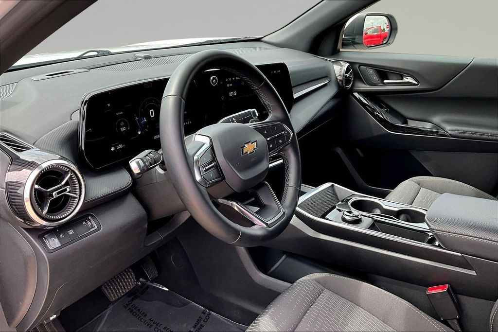 Used 2026 Chevrolet Equinox SUV