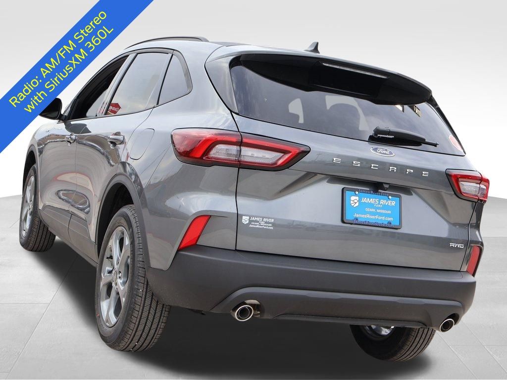 View vehicle photo 3