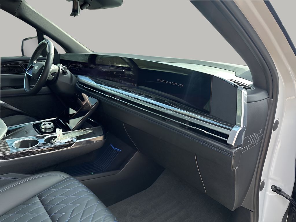 Used Car 2025 Cadillac Escalade Iq  Sport 1 For Sale Under $120,000 In Austin, Texas