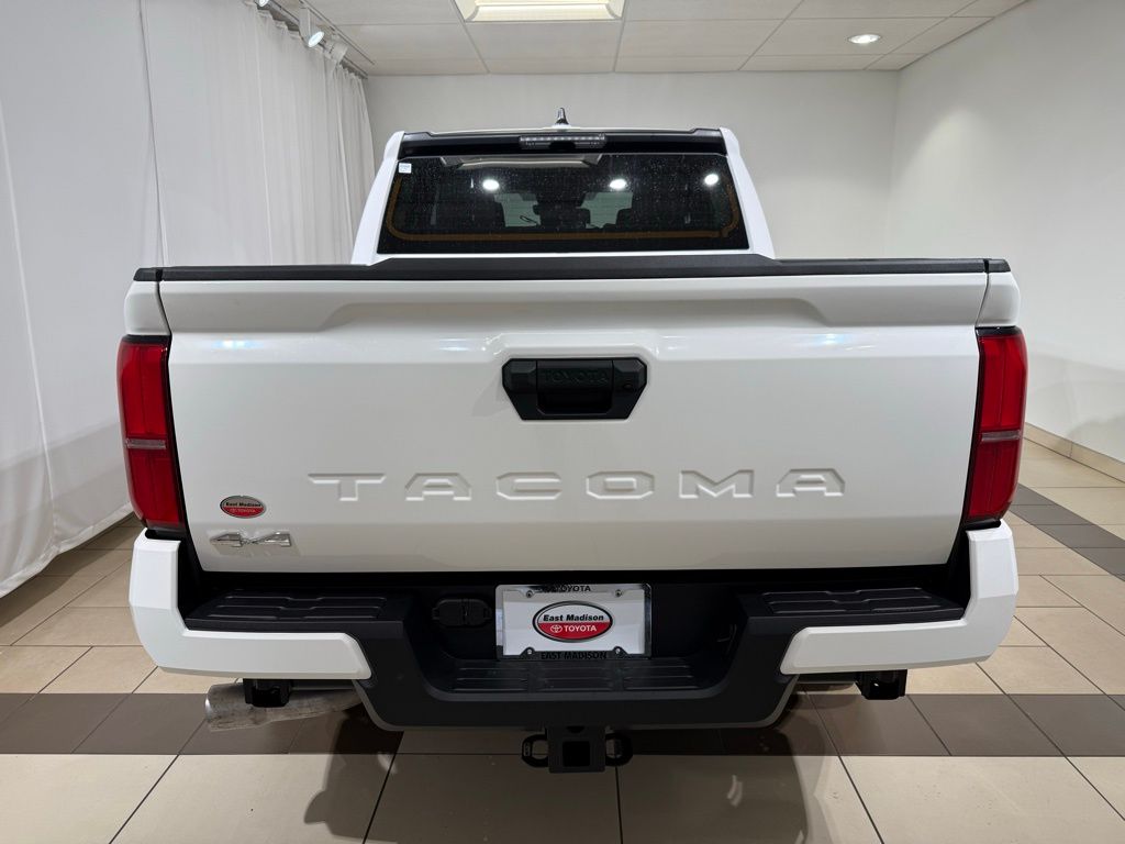 Thumbnail: 2025 Toyota Tacoma - 4