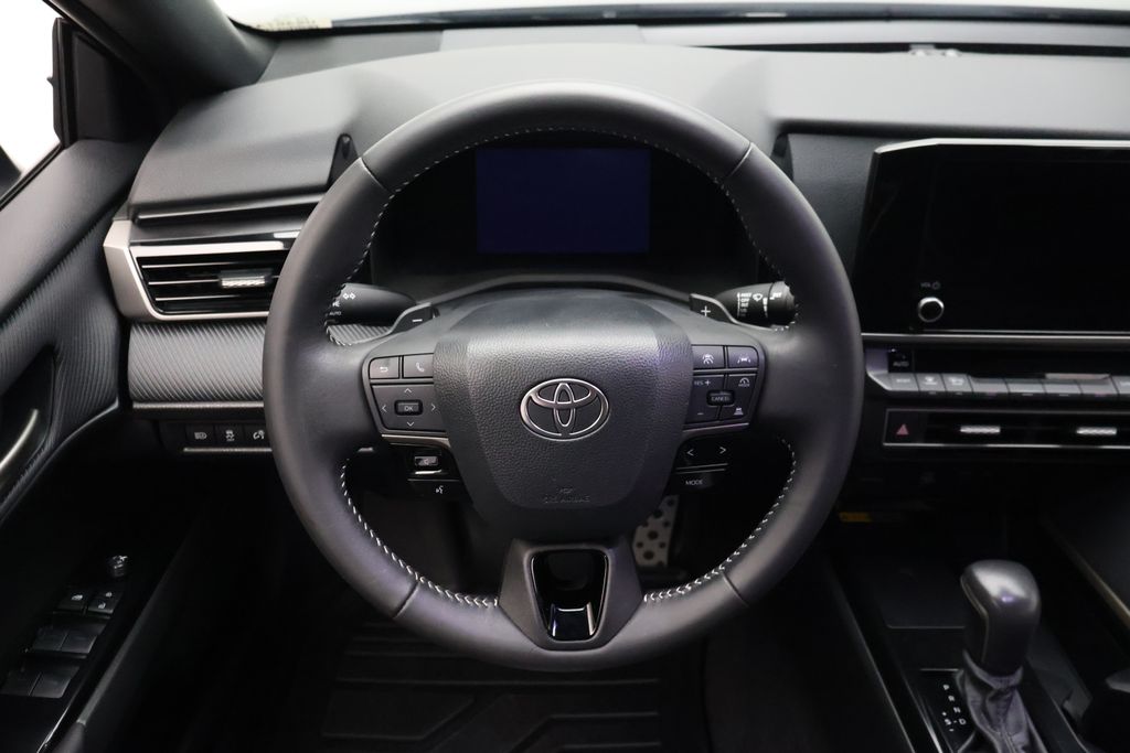 Thumbnail: 2025 Toyota Camry - 23