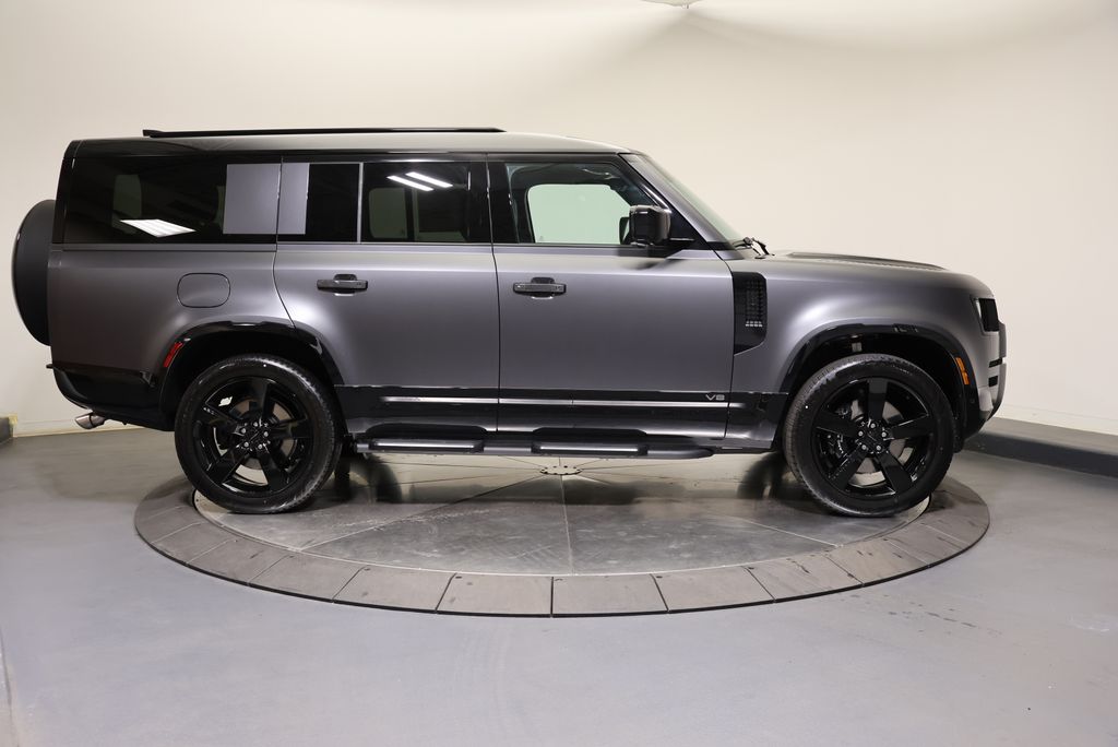 Thumbnail: 2026 Land Rover Defender - 6
