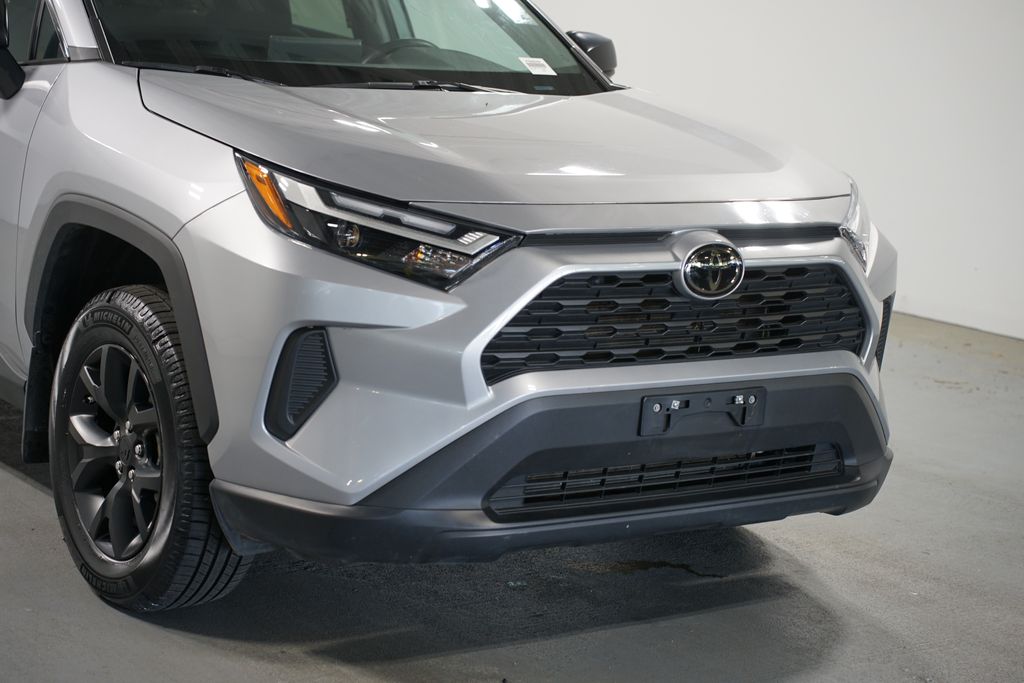 Thumbnail: 2024 Toyota RAV4 - 4