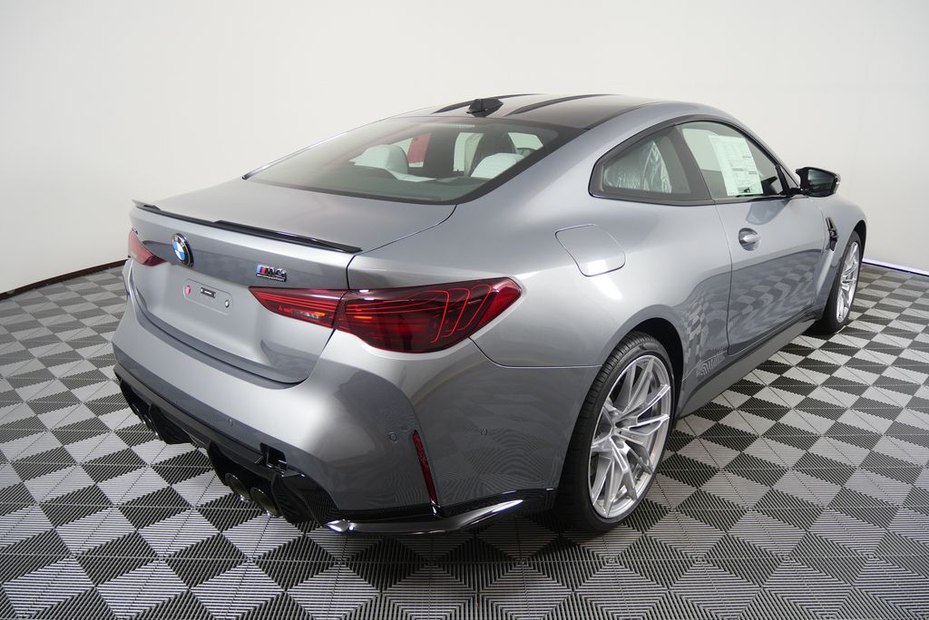 Thumbnail: 2026 BMW M4 - 4