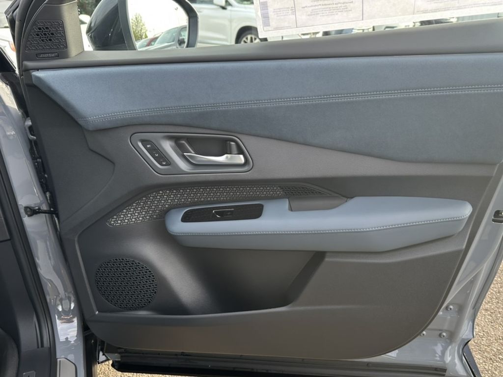 2025 Nissan Ariya PLATINUM+ e-4ORCE