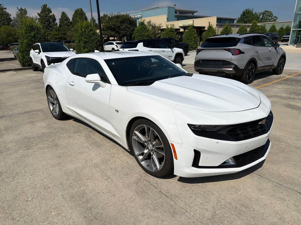 Used 2020 White Chevrolet 1LT image 3