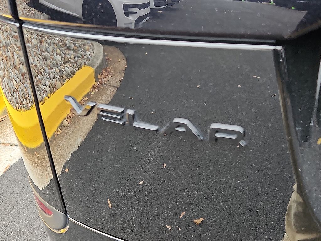 Thumbnail: 2025 Land Rover Range Rover Velar - 31