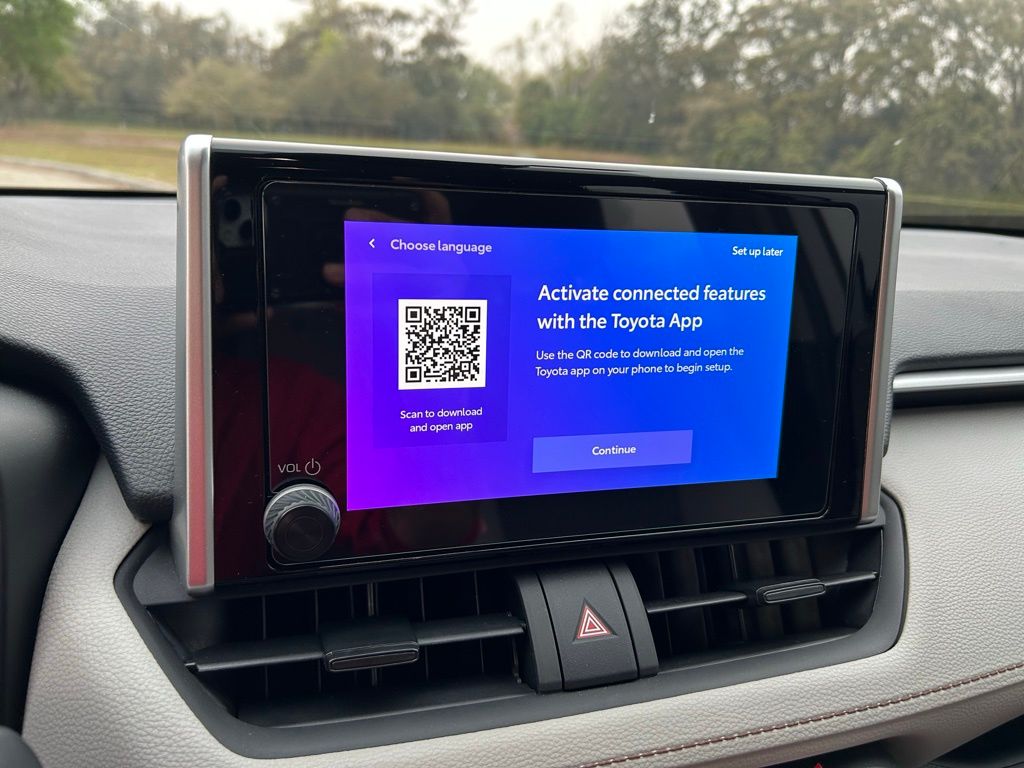 Thumbnail: 2025 Toyota RAV4 - 21