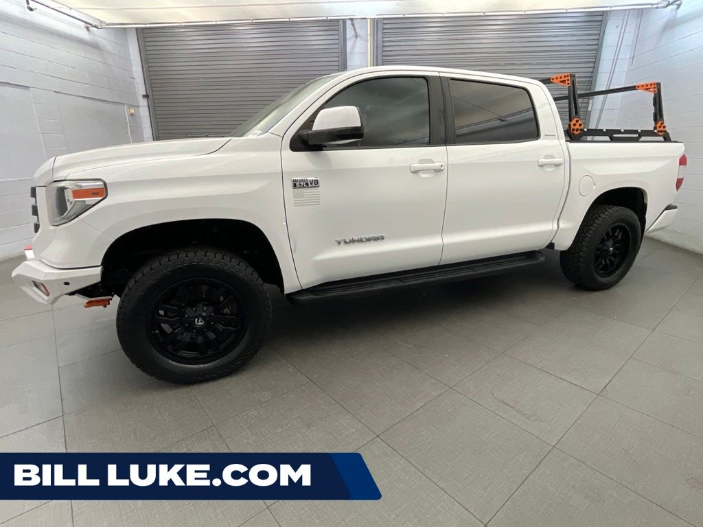 Super White 2018 Toyota Tundra Pickup Truck Four-Wheel Drive 6-Speed Automatic Overdrive