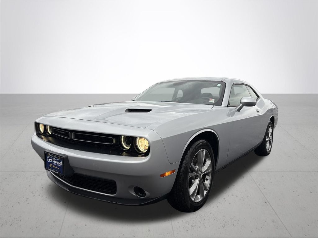 2021 Dodge Challenger SXT