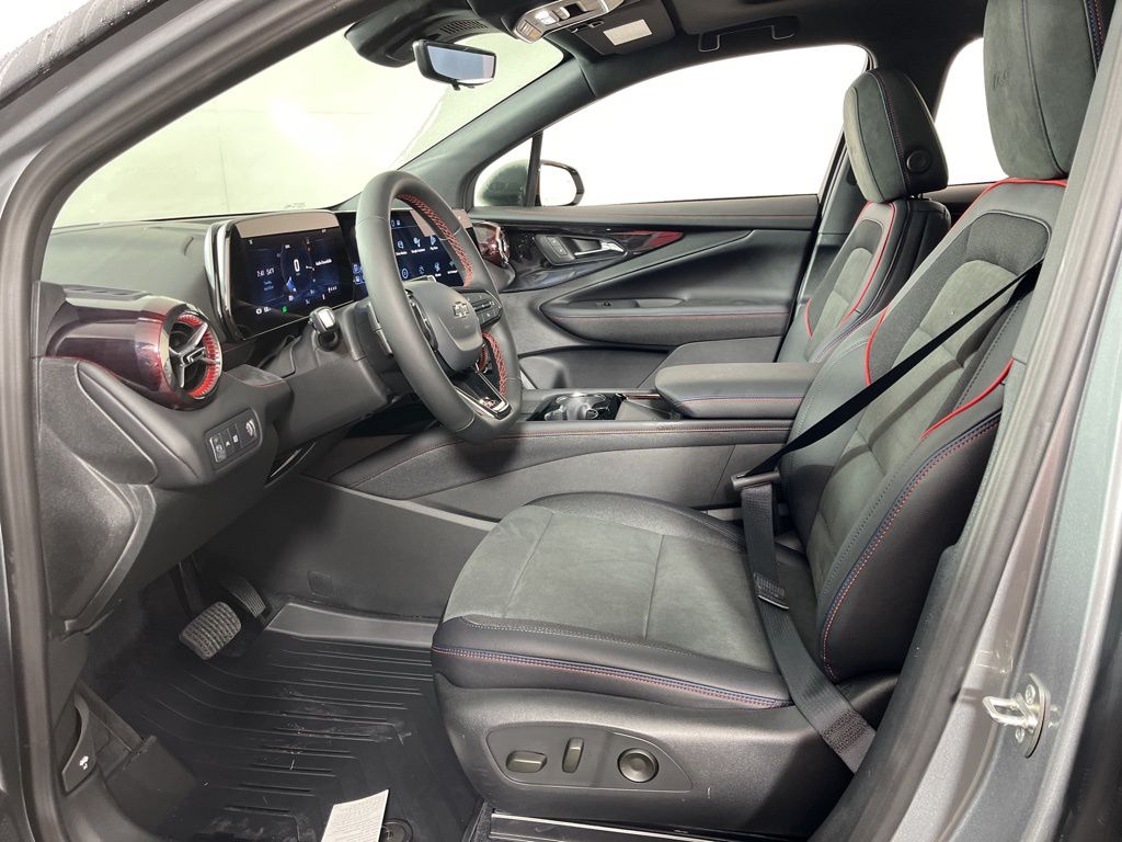 Thumbnail: 2025 Chevrolet Blazer EV - 25