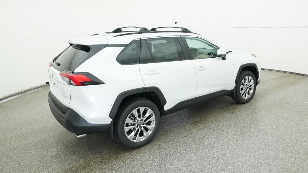 Thumbnail: 2025 Toyota RAV4 - 14