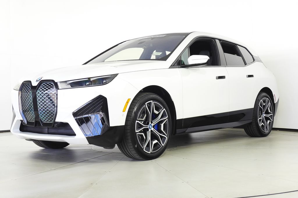 Thumbnail: 2024 BMW iX - 2