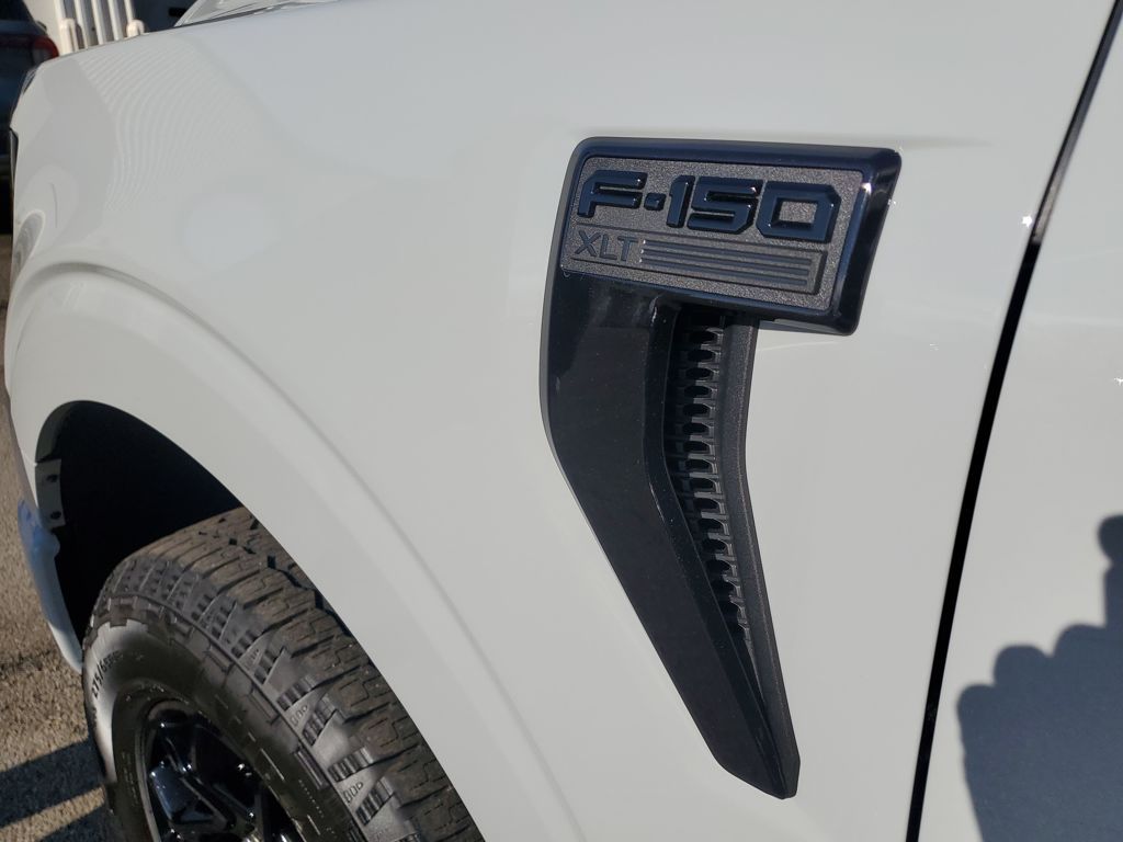 New 2026 White Ford XLT image 10