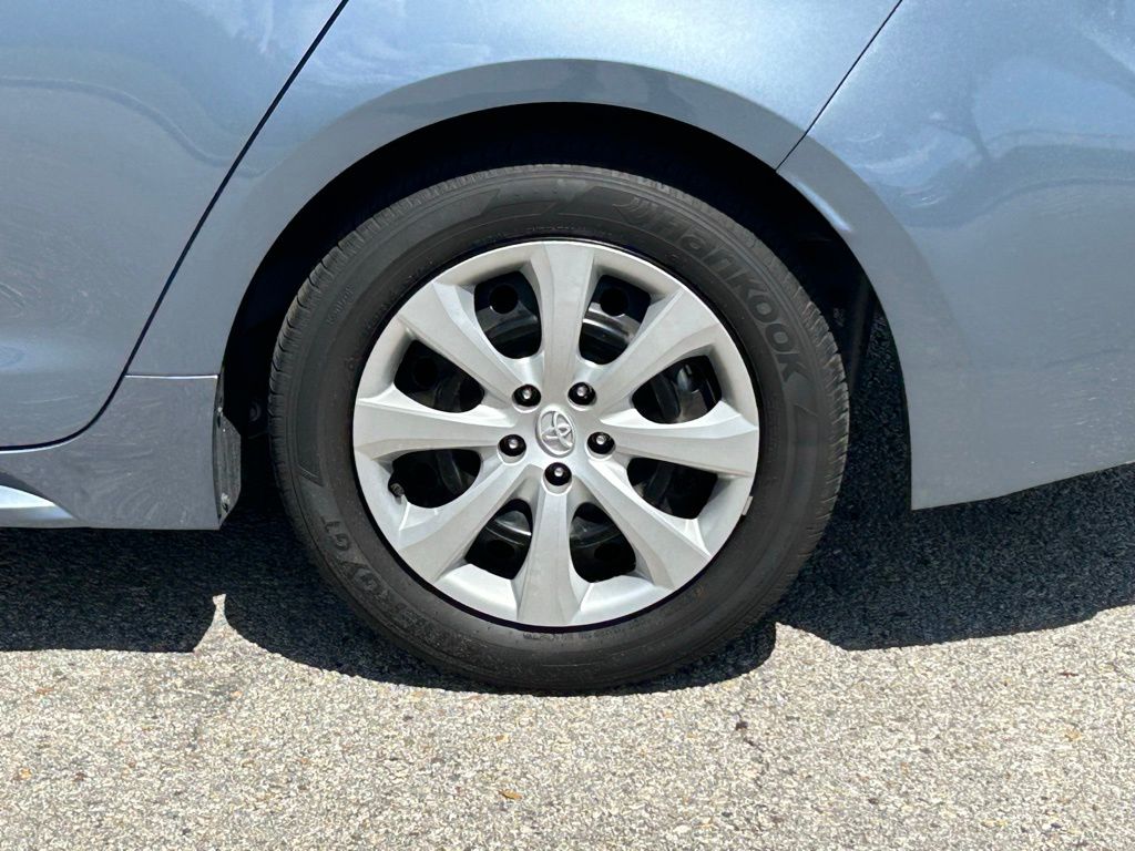 Thumbnail: 2024 Toyota Corolla - 10