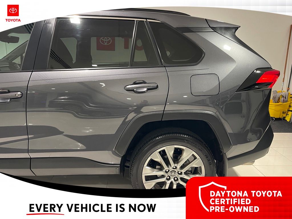 2024 Toyota RAV4 XLE Premium - Photo 17