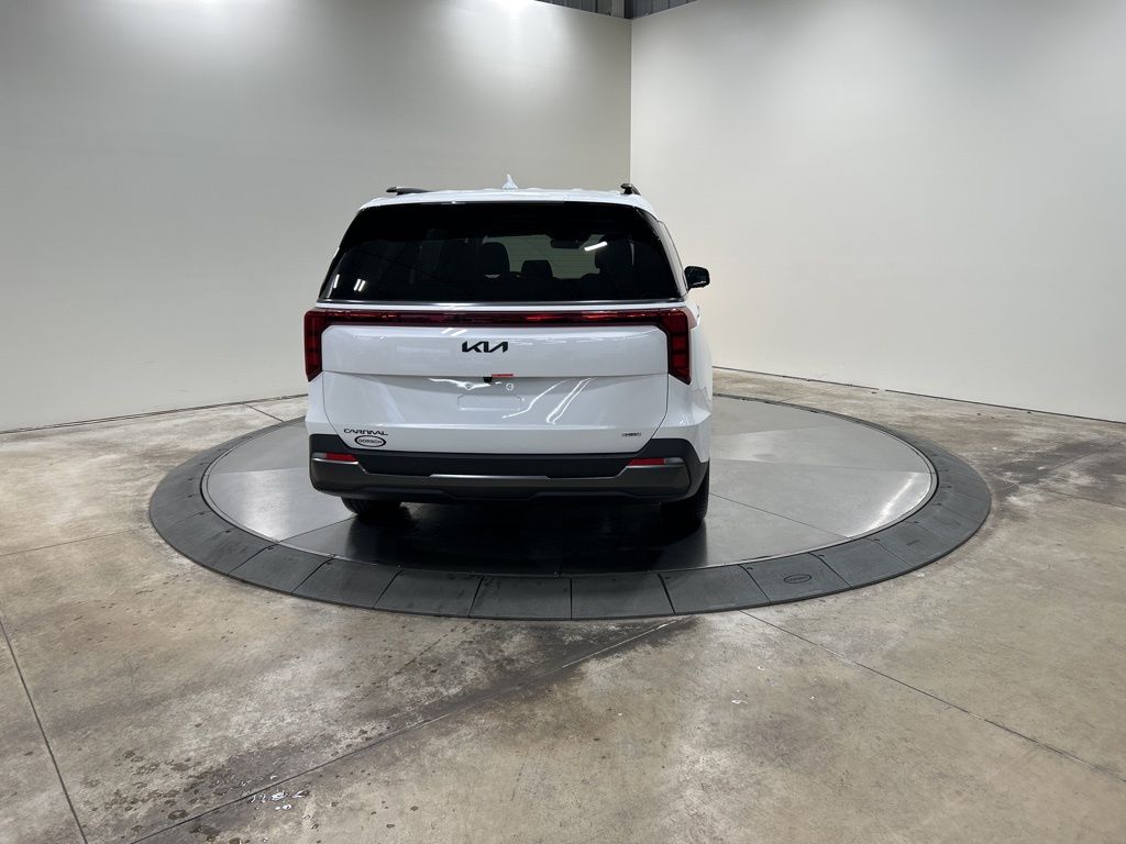 new 2026 Kia Carnival Hybrid car, priced at $1,164,713