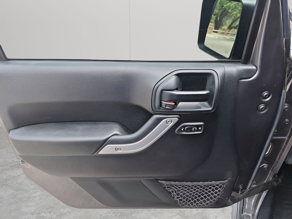 Used Car 2016 Jeep Wrangler  Unlimited Rubicon For Sale Under $30,000 In Austin, Texas